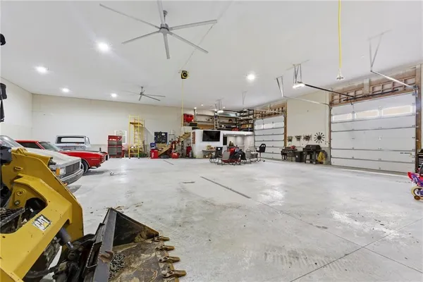 $1,300,000 | 11730 Hollingsworth Road, Kansas City, KS 66109