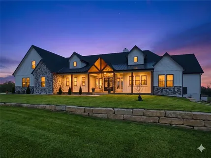 $1,300,000 | 11730 Hollingsworth Road, Kansas City, KS 66109
