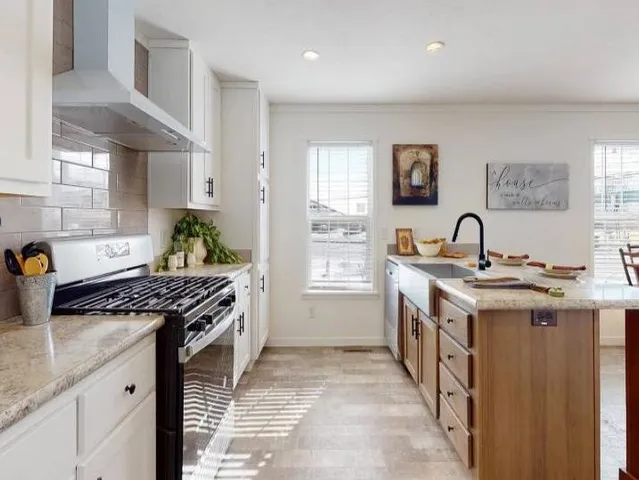 $189,900 | 5 Garden Way, Troy, NH 03465