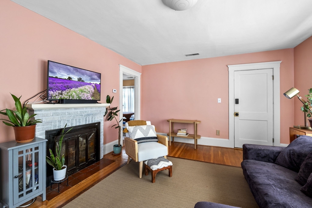 45 Sohier Road, Unit 2 Beverly, MA 01915 - Photo 6 of 34 Gallery Image 6