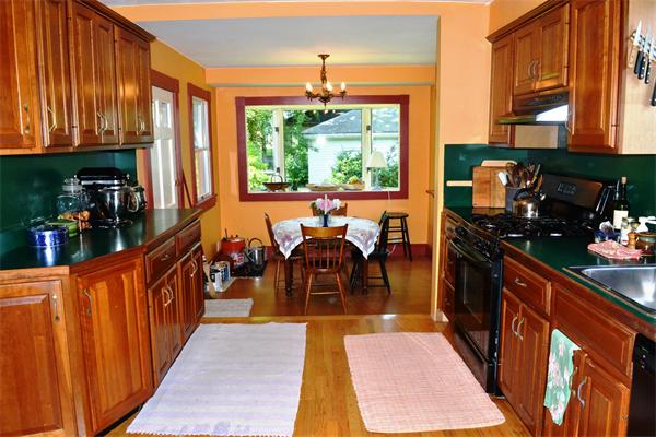 146 Spring Street Watertown, MA 02472 - Photo 9 of 29