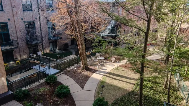 $224,900 | 601 Linden Place, Unit 219, Evanston, IL 60202