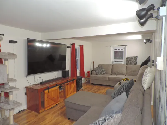 $324,900 | 21 Heights Lane, Sullivan, NH 03445