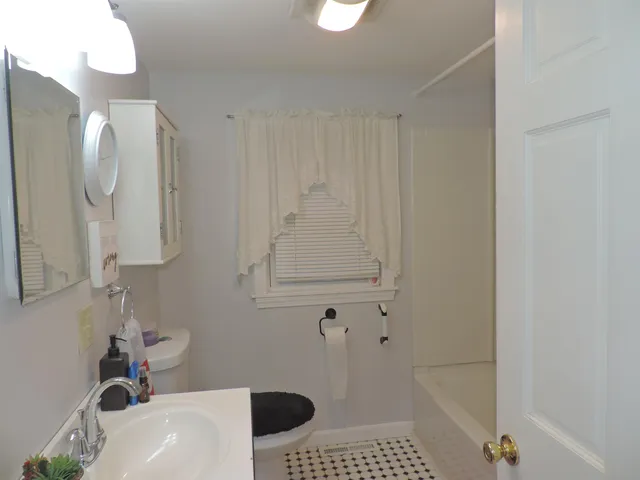 $324,900 | 21 Heights Lane, Sullivan, NH 03445