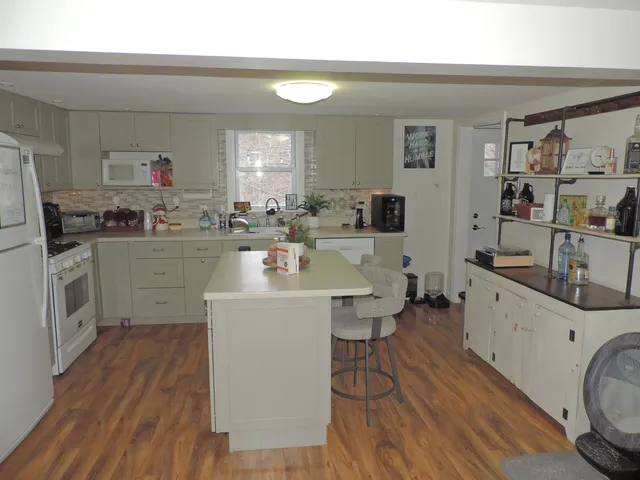 $324,900 | 21 Heights Lane, Sullivan, NH 03445