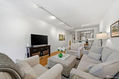 $699,000 | 750 Van Ness Avenue, Unit 205, San Francisco, CA 94102