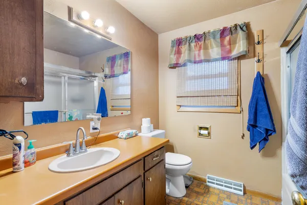 $389,900 | 425 Church Street, Holmen, WI 54636