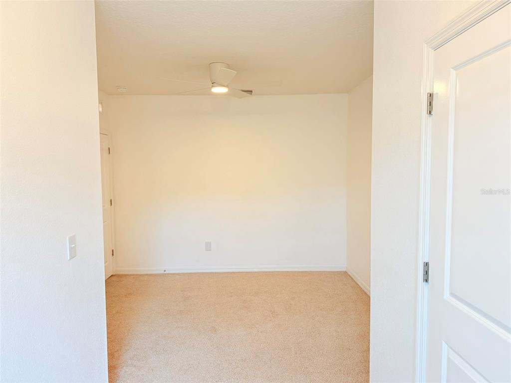 32965 Kaloko Road Wesley Chapel, FL 33543 - Photo 32 of 41 Gallery Image 32