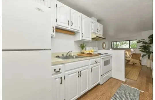 $2,300 | 10 Coffey Street, Unit 3, Boston, MA 02122