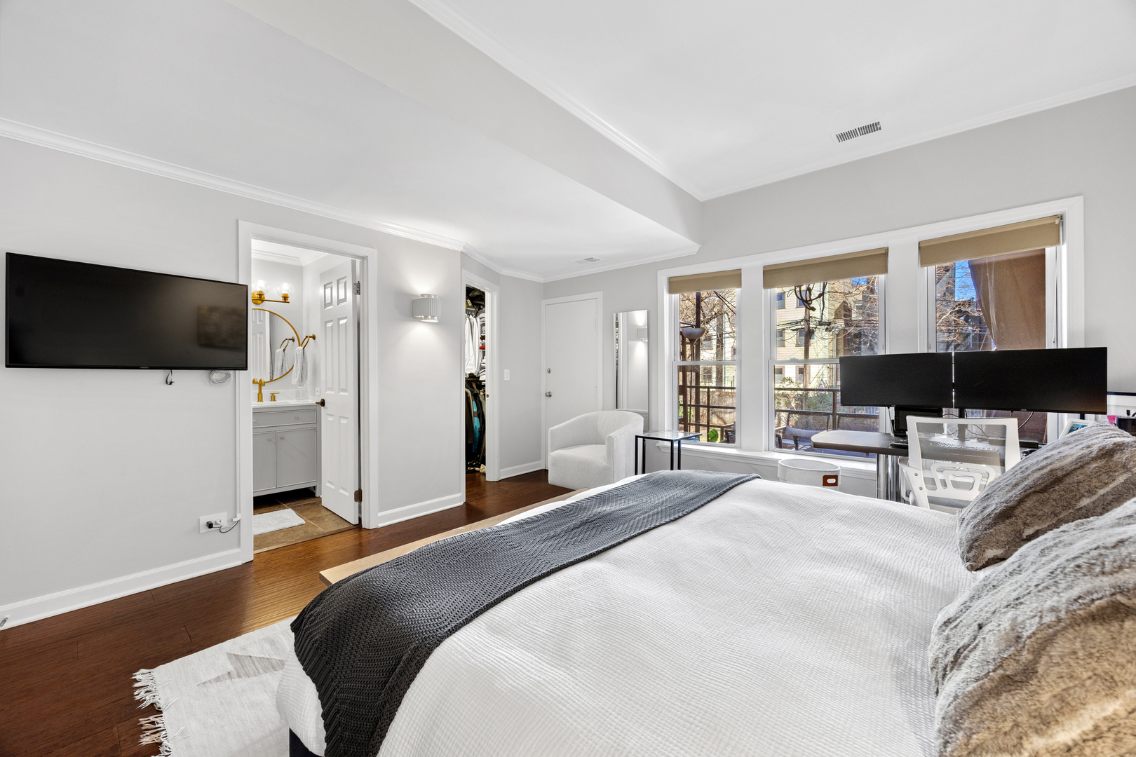 656 West Buckingham Place, Unit 1E Chicago, IL 60657 - Photo 14 of 28