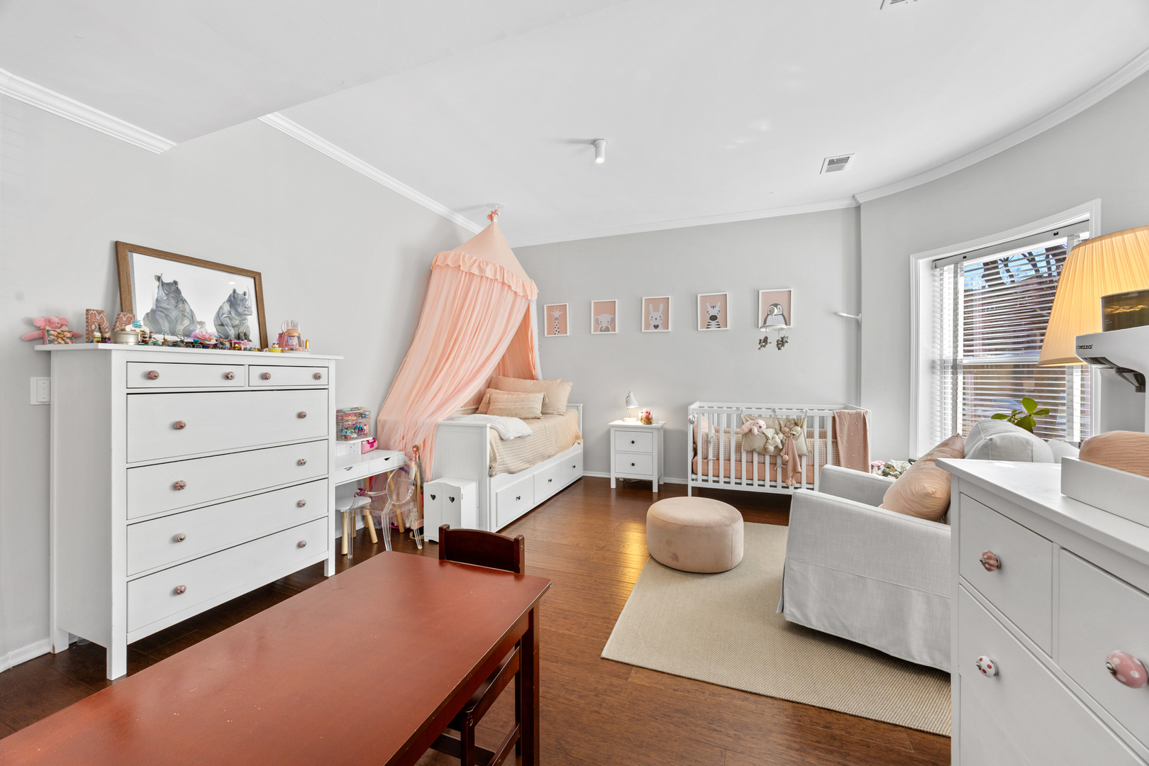 656 West Buckingham Place, Unit 1E Chicago, IL 60657 - Photo 17 of 28