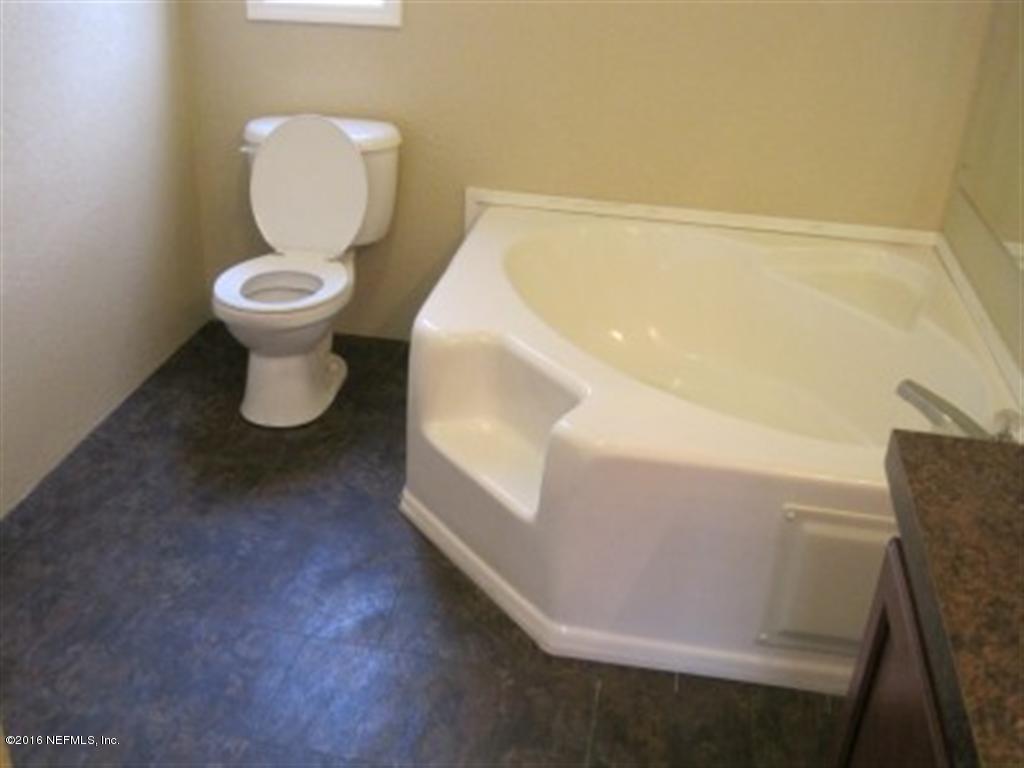 273 Riley Lake Drive Hawthorne, FL 32640 - Photo 6 of 6 5 (Large)