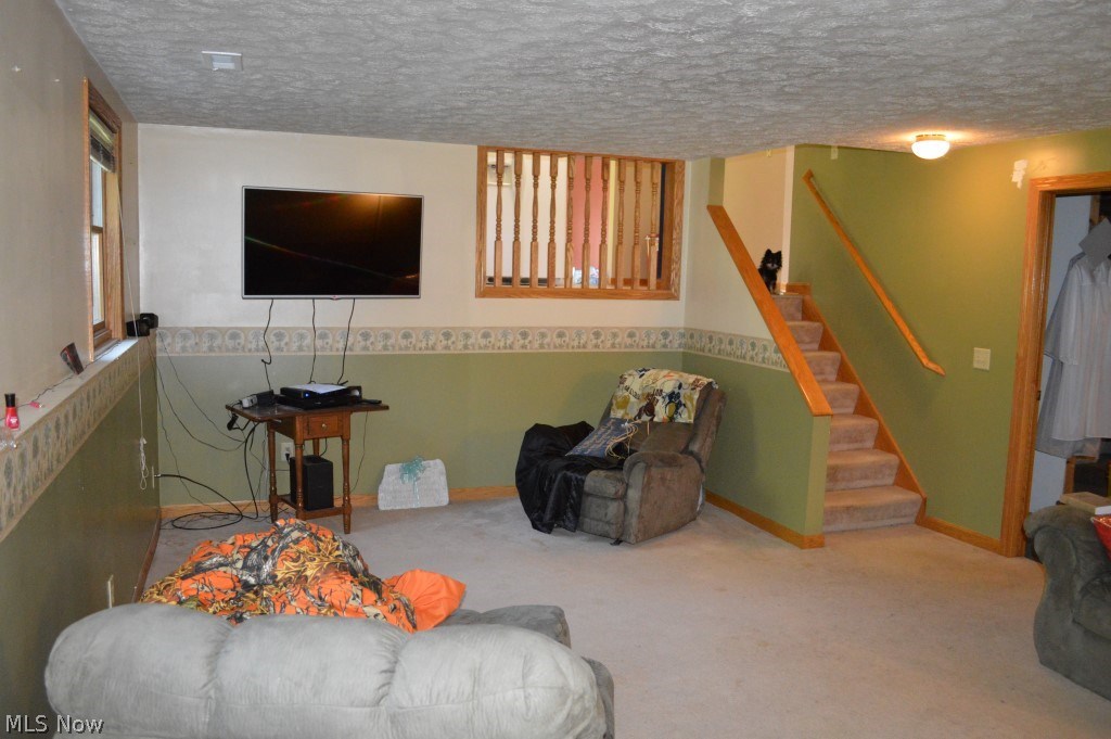 35347 Hanson Road Beverly, OH 45715 - Photo 8 of 15 Family Room