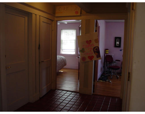 73 Westchester Road, Unit 2 Newton, MA 02458 - Photo 9 of 12