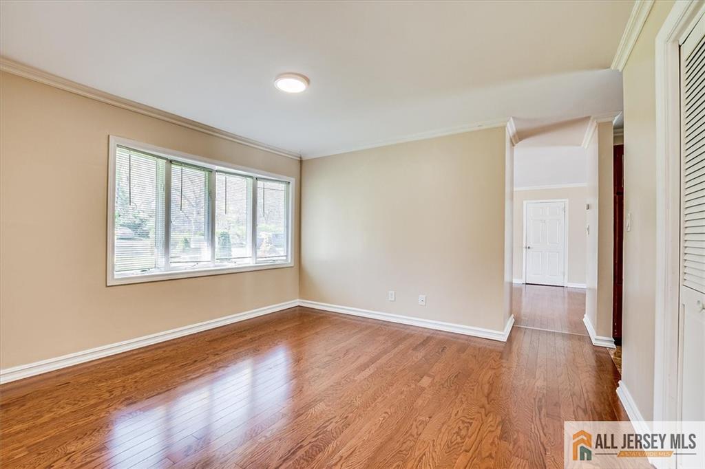 23 Wheeler Road Kendall Park, NJ 08824 - Photo 12 of 30 Gallery Image 12