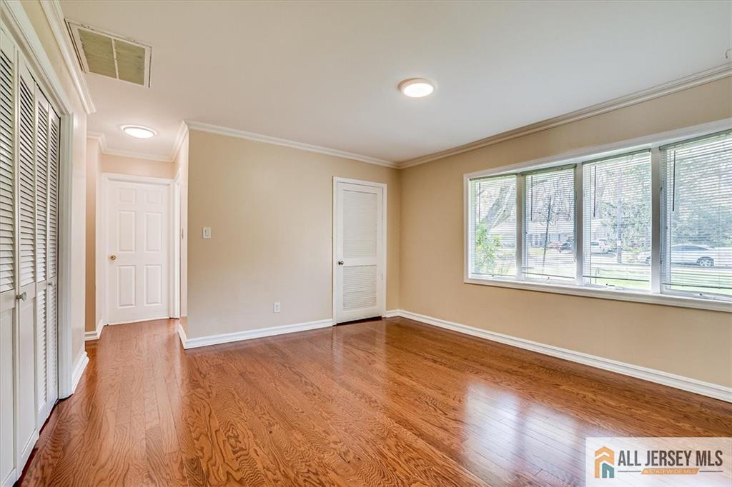 23 Wheeler Road Kendall Park, NJ 08824 - Photo 13 of 30 Gallery Image 13