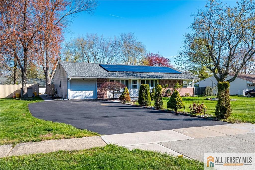 23 Wheeler Road Kendall Park, NJ 08824 - Photo 3 of 30 Gallery Image 3