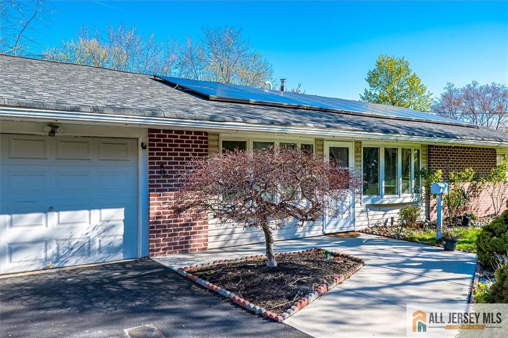 23 Wheeler Road Kendall Park, NJ 08824 - Photo 4 of 30 Gallery Image 4