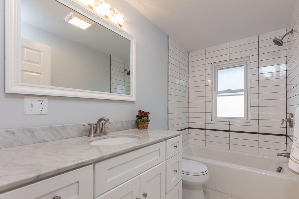 2 Pomeroy Road North Reading, MA 01864 - Photo 15 of 26 Gallery Image 15
