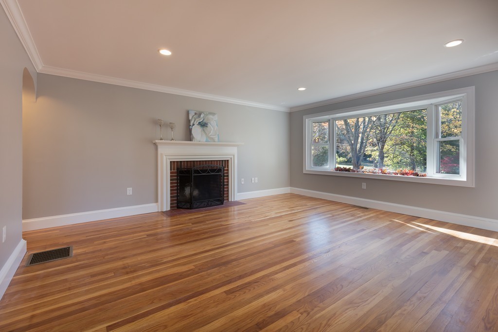 2 Pomeroy Road North Reading, MA 01864 - Photo 8 of 26 Gallery Image 8