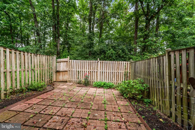 $567,000 | 5809 Waterdale Court, Centreville, VA 20121