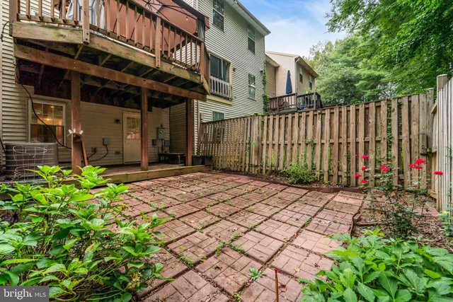 $567,000 | 5809 Waterdale Court, Centreville, VA 20121