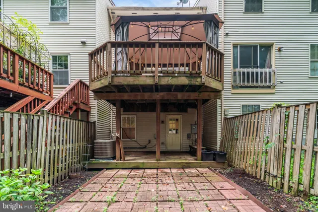 $567,000 | 5809 Waterdale Court, Centreville, VA 20121