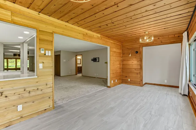 $329,900 | 4825 Babcock Trail, Unit 2005, Inver Grove Heights, MN 55077