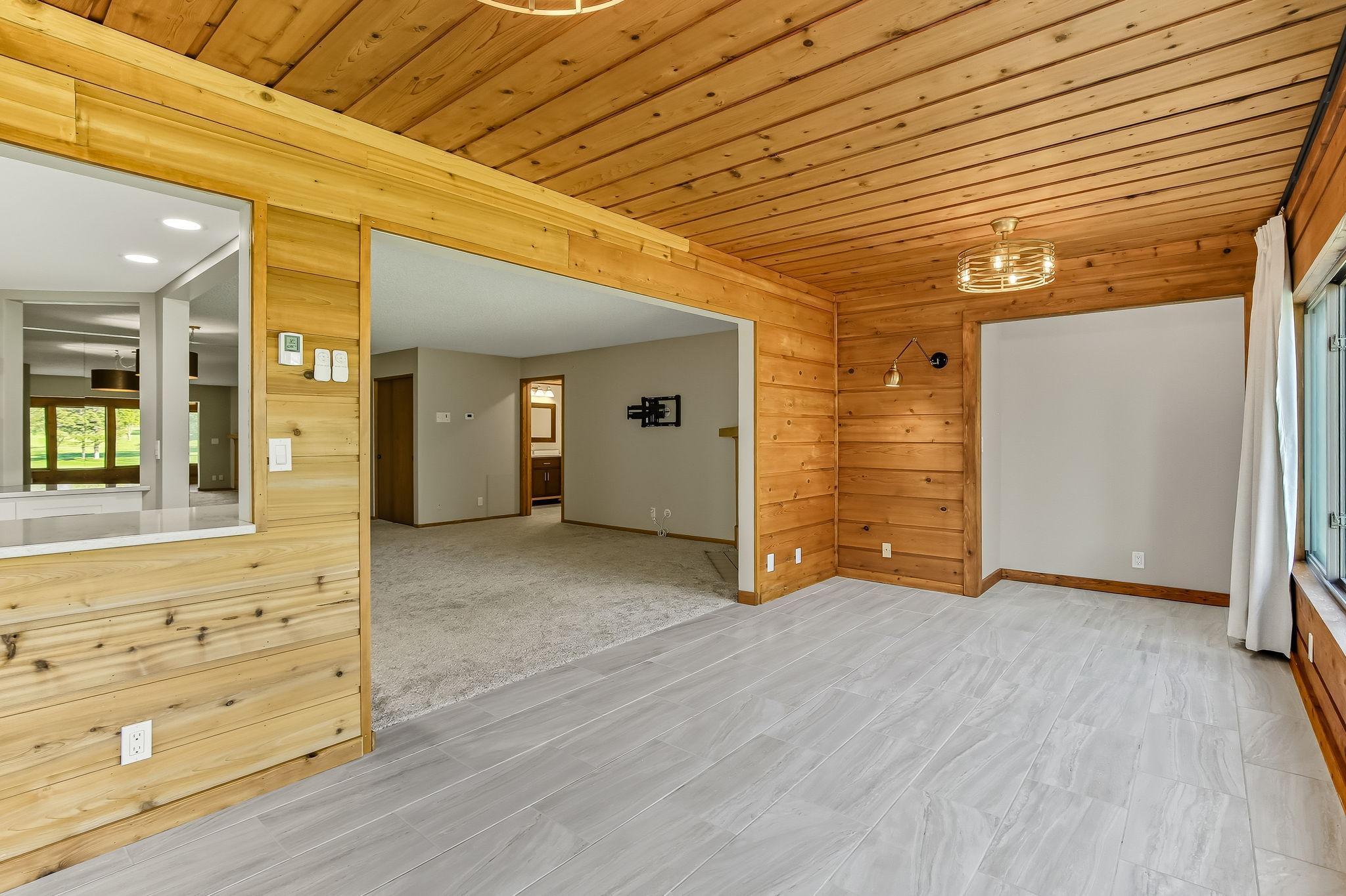 4825 Babcock Trail, Unit 2005 Inver Grove Heights, MN 55077 - Photo 19 of 47