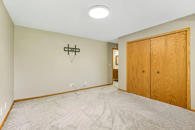 $329,900 | 4825 Babcock Trail, Unit 2005, Inver Grove Heights, MN 55077