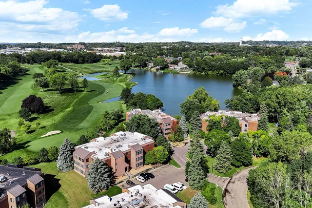 $329,900 | 4825 Babcock Trail, Unit 2005, Inver Grove Heights, MN 55077