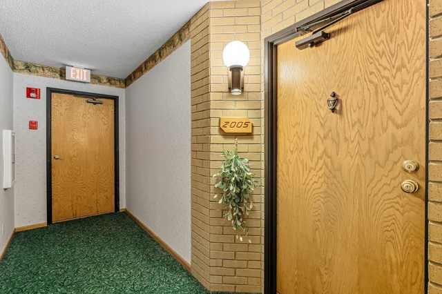 $329,900 | 4825 Babcock Trail, Unit 2005, Inver Grove Heights, MN 55077