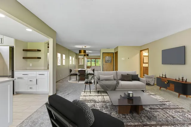 $329,900 | 4825 Babcock Trail, Unit 2005, Inver Grove Heights, MN 55077