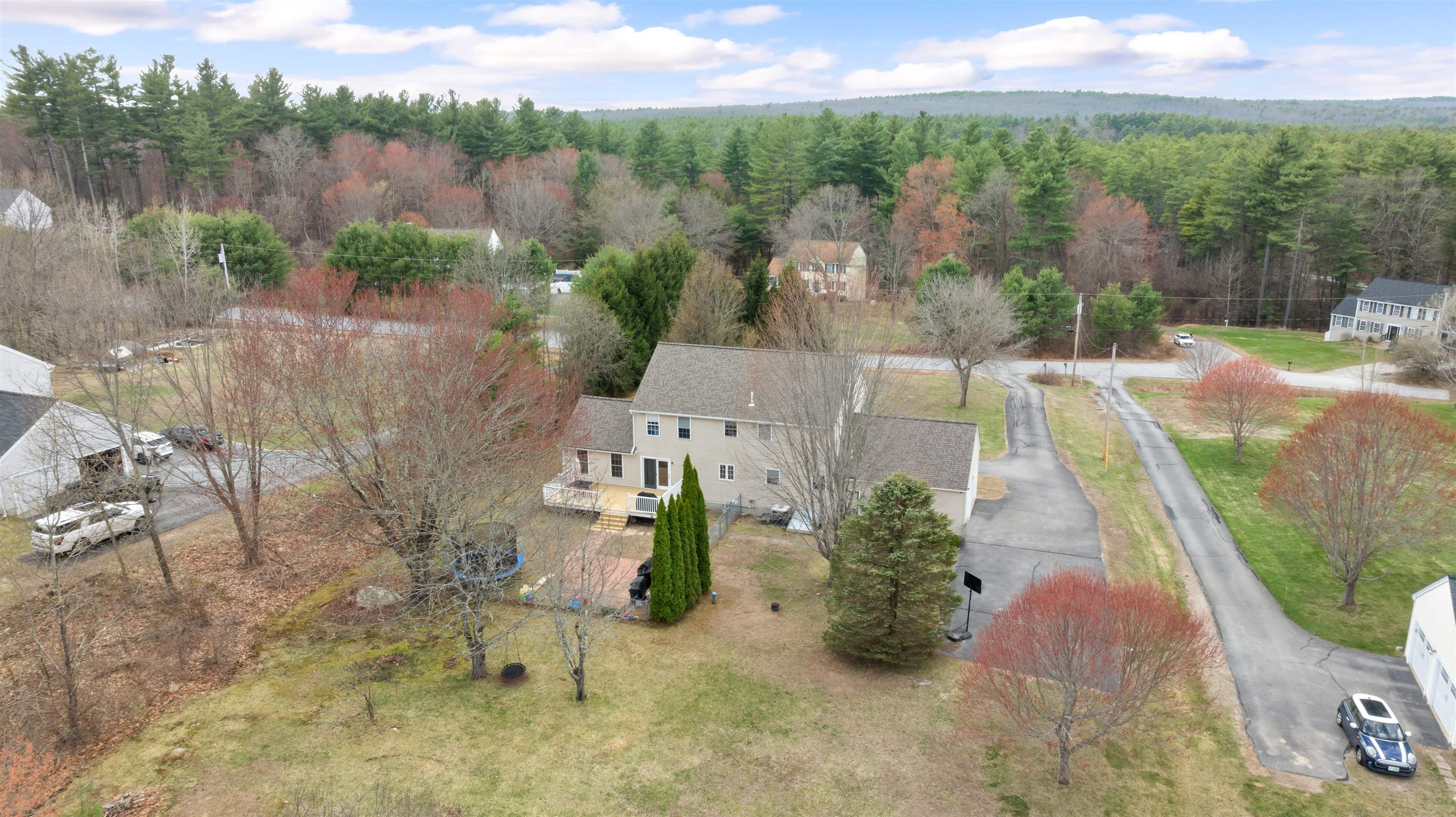 7 Blueberry Lane Brookline, NH 03033 - Photo 31 of 33