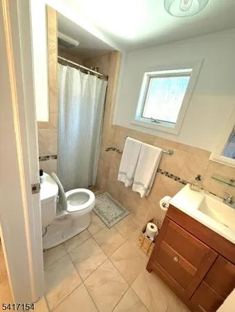 $2,100 | 56 Martin Road, Verona, NJ 07044