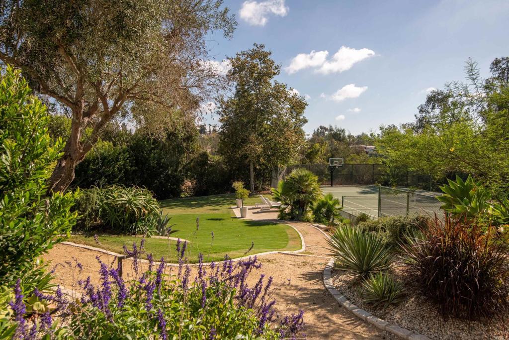 5315 La Crescenta Road Rancho Santa Fe, CA 92067 - Photo 23 of 31 Gallery Image 23