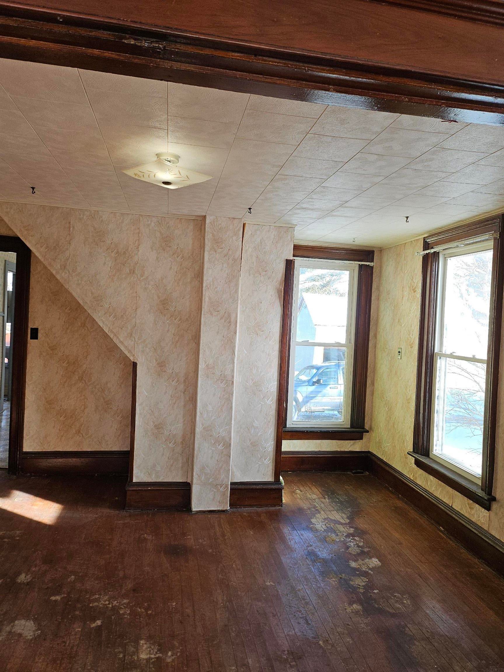 312 Commercial Street Strawberry Point, IA 52076 - Photo 6 of 14 Gallery Image 6