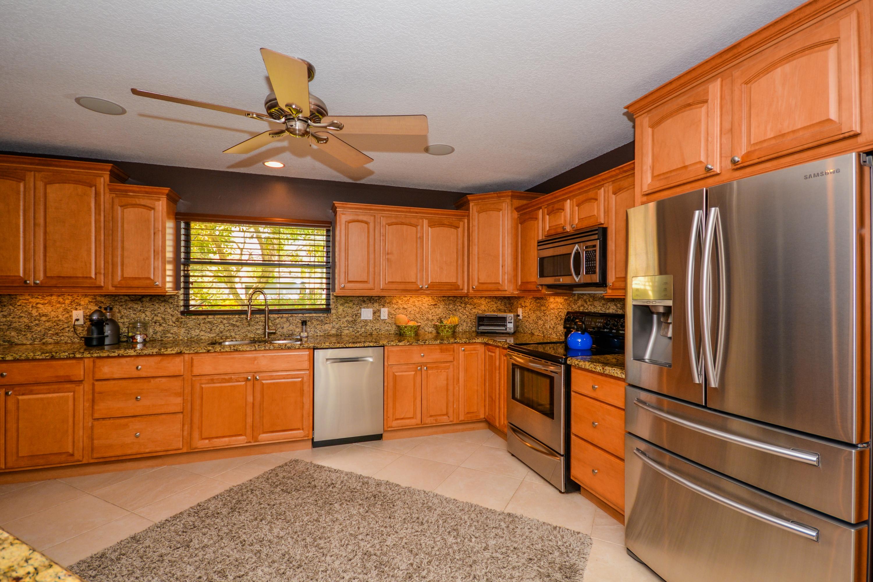 6990 Northwest 3rd Avenue Boca Raton, FL 33487 - Photo 12 of 28 SMP_6470