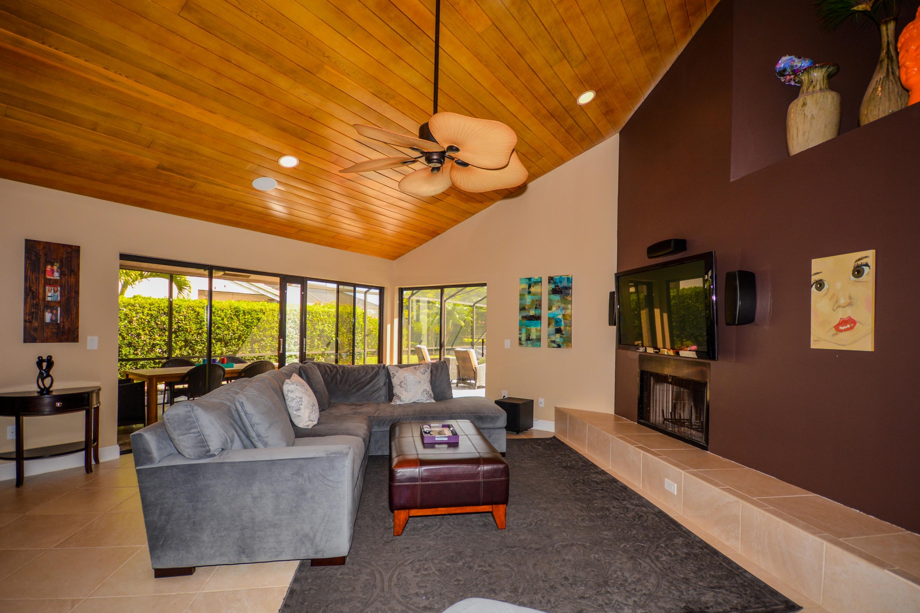 6990 Northwest 3rd Avenue Boca Raton, FL 33487 - Photo 16 of 28 SMP_6454