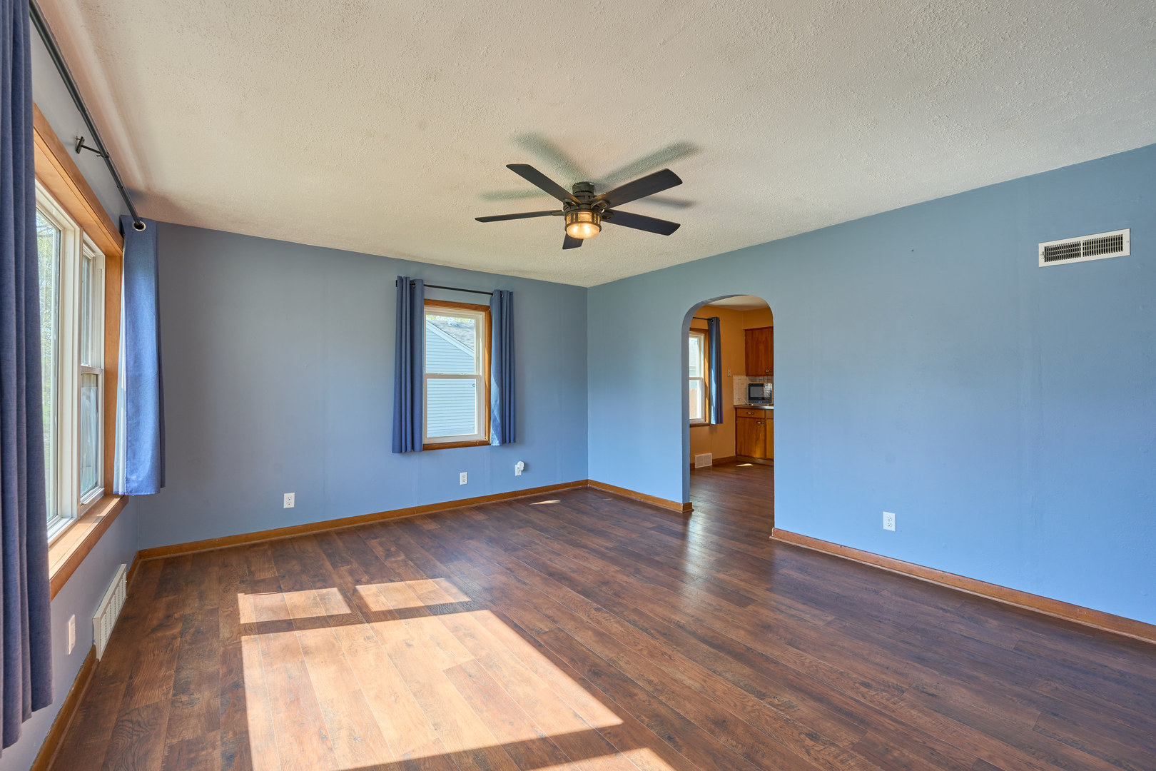 1027 Wild Street Sycamore, IL 60178 - Photo 2 of 26