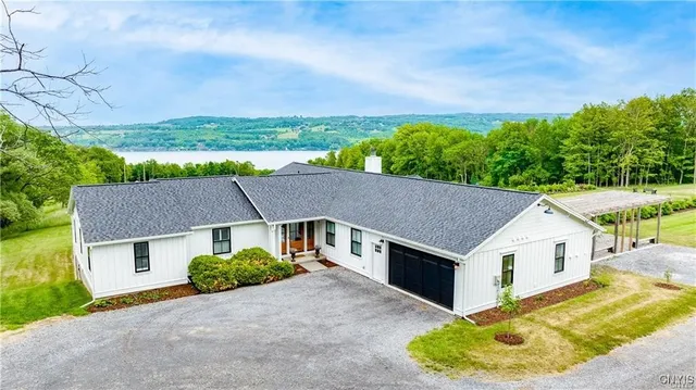 $3,999,000 | 4500 West Lake Road, Skaneateles, NY 13152