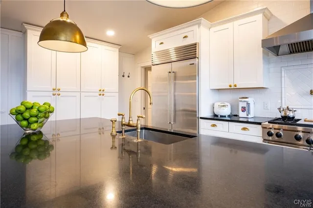 $3,999,000 | 4500 West Lake Road, Skaneateles, NY 13152