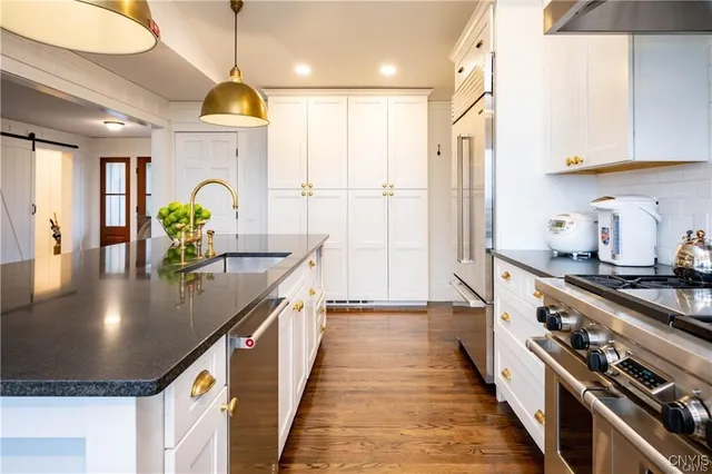 $3,999,000 | 4500 West Lake Road, Skaneateles, NY 13152