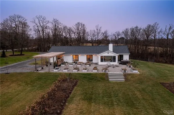 $3,999,000 | 4500 West Lake Road, Skaneateles, NY 13152