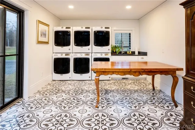 $3,999,000 | 4500 West Lake Road, Skaneateles, NY 13152