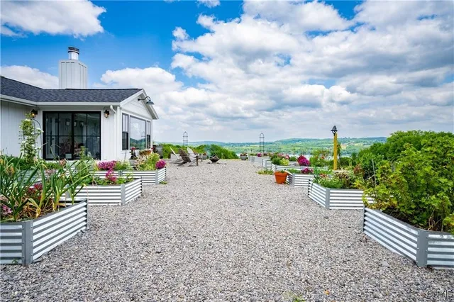 $3,999,000 | 4500 West Lake Road, Skaneateles, NY 13152
