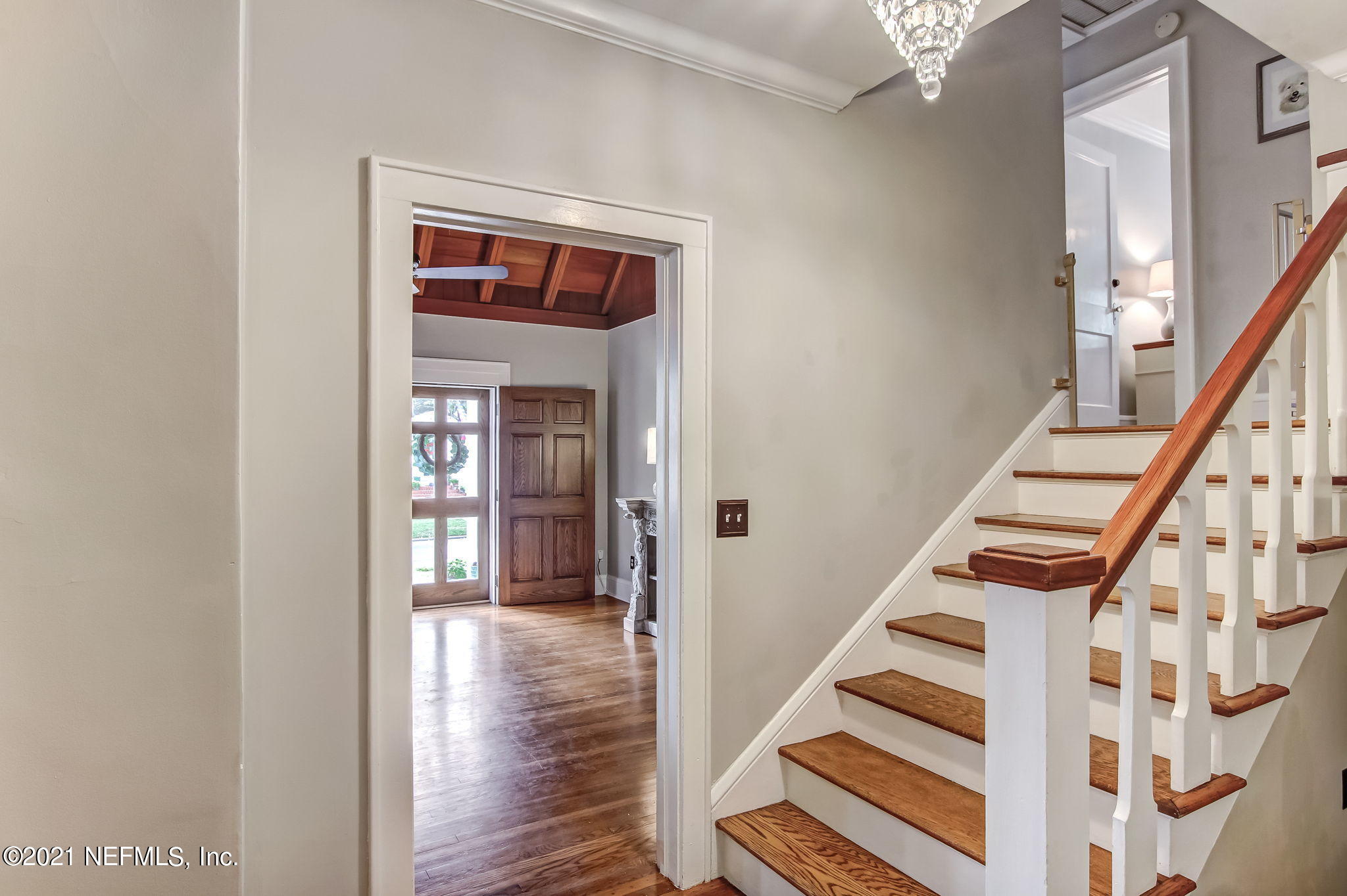 1409 Greenridge Road Jacksonville, FL 32207 - Photo 24 of 44 View towards front door