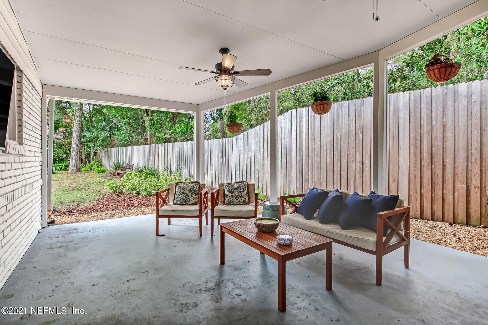 1409 Greenridge Road Jacksonville, FL 32207 - Photo 34 of 44 Covered patio
