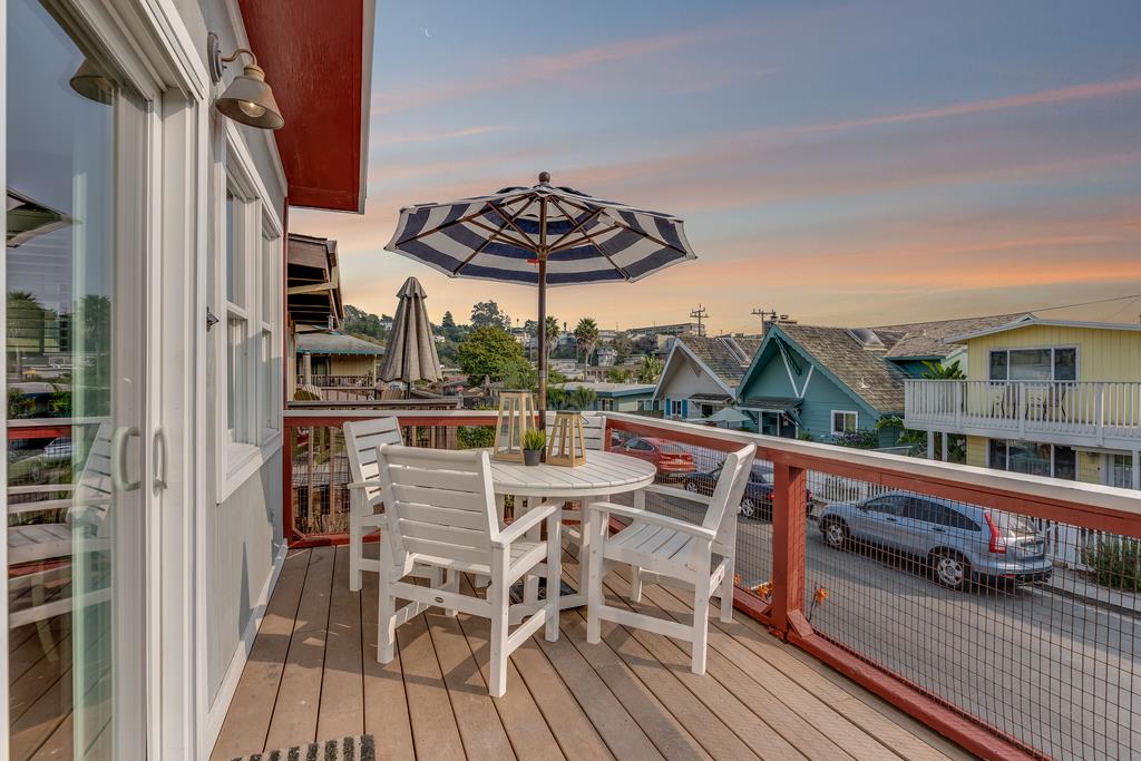 111 Hainline Road Aptos, CA 95003 - Photo 18 of 36 Gallery Image 18