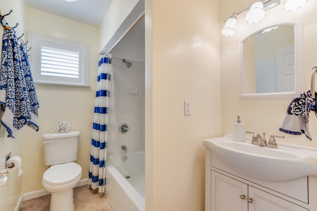 111 Hainline Road Aptos, CA 95003 - Photo 30 of 36 Gallery Image 30